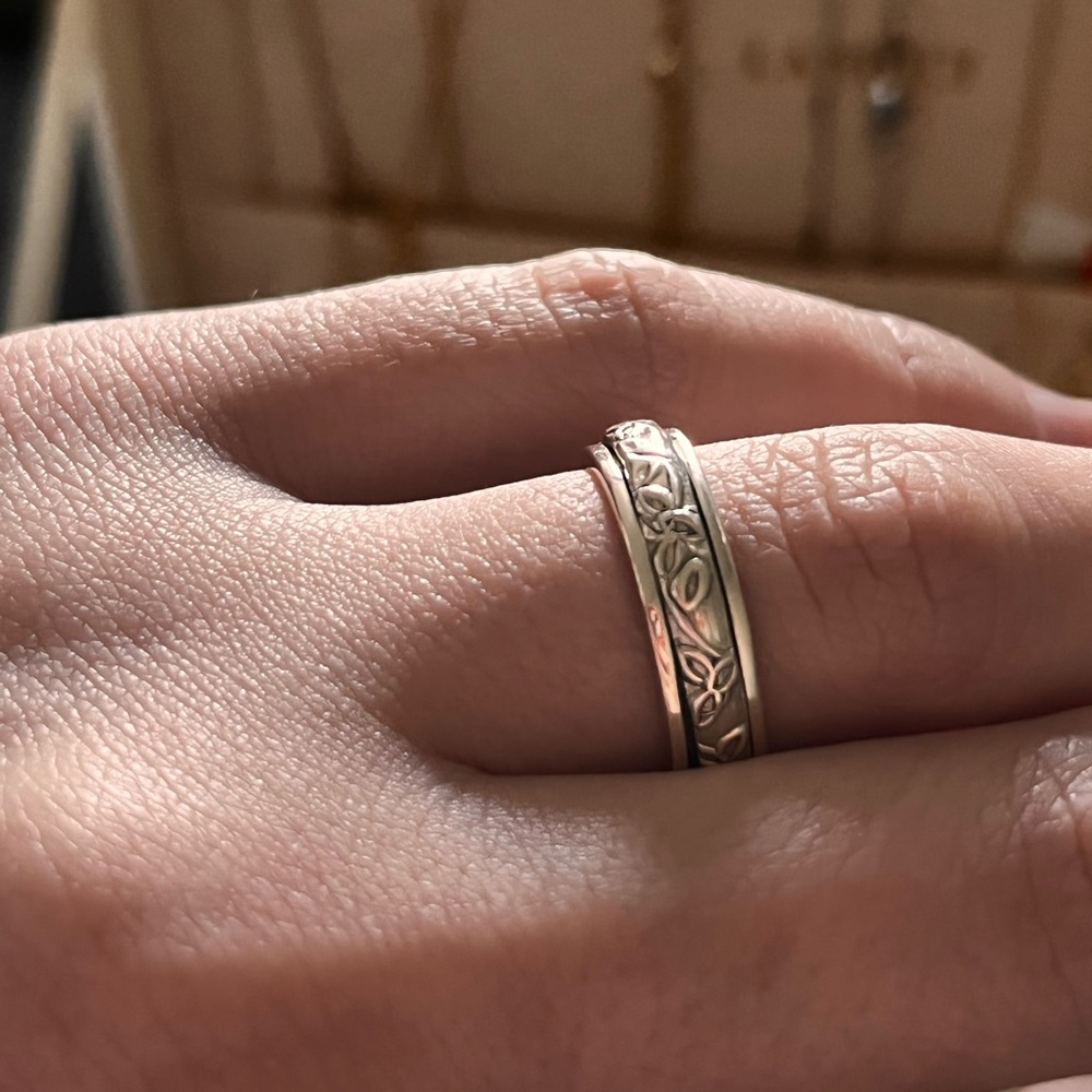 Flower Design Stress Ring